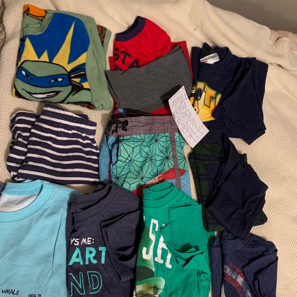 10 piece 5T Boys Clothing Lot